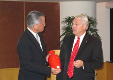Chancellor Woodson and Shu-Cherng Fang